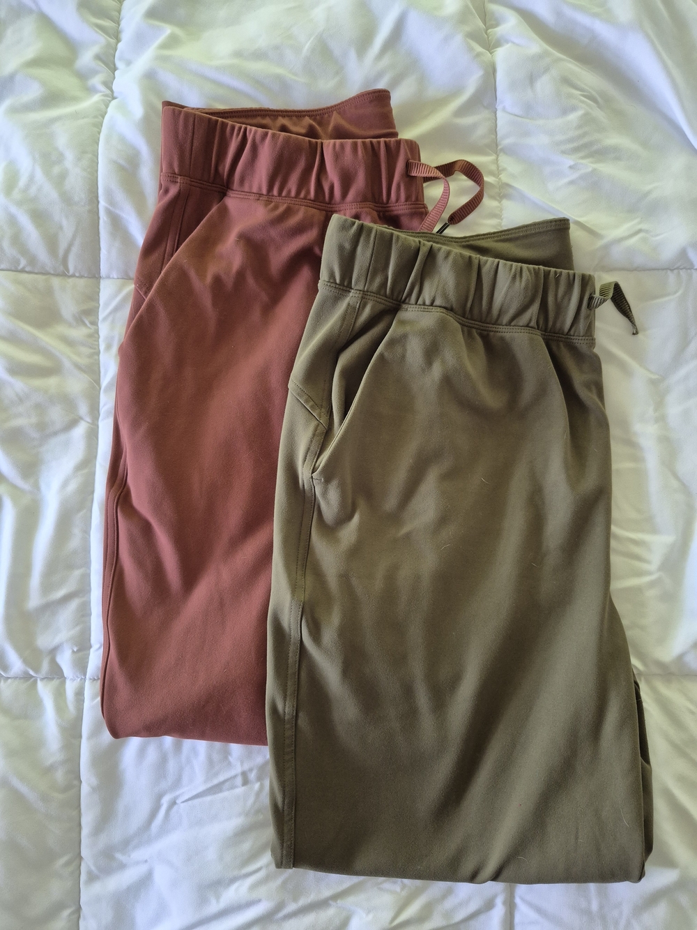 Old Navy Active Powersoft High Rise Slim Taper Pants